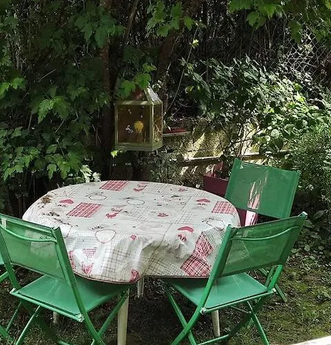 Jolie En Rez De Chaussee דירה קוויאן